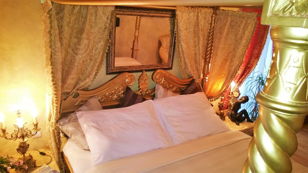 Rezidence Zámeček - Boutique Hotel Františkovy Lázně Quarto foto